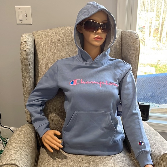 Champion hoodie NWT. - Picture 3 of 10